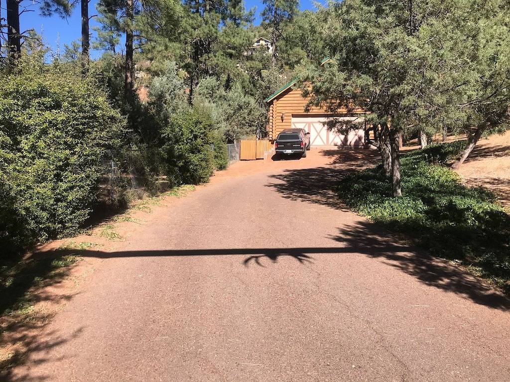 Beautiful bunkhouse in forest just hours outside Phoenix metro area in Strawberry, Gila County