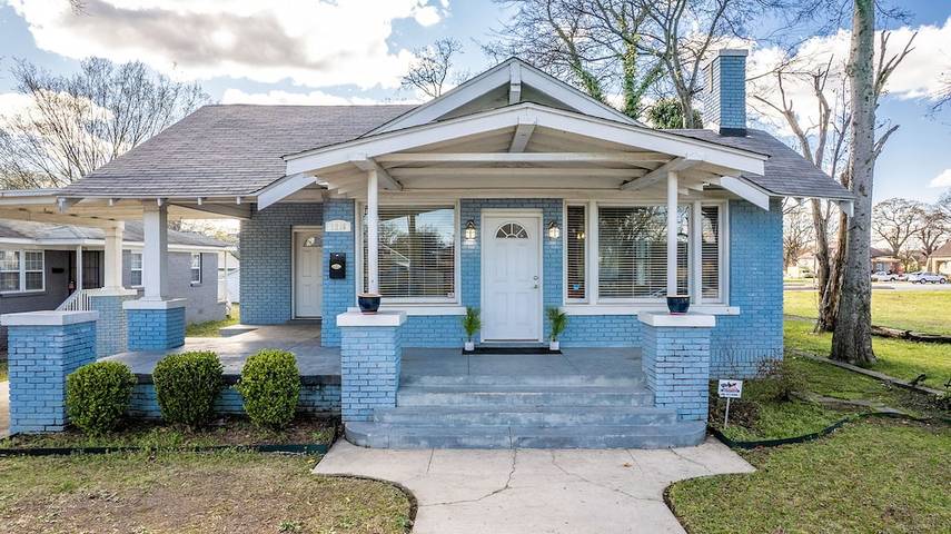 Vacation rental for 6 people, with yard in Little Rock