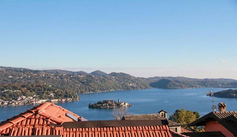 Villa 17. Jh. mit Berg- und Ortaseeblick in Monte San Giulio, Comune di Pella