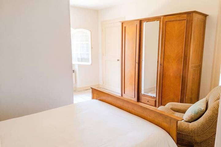 Location de vacances pour 7 personnes à Lathus-Saint-Rémy - 4