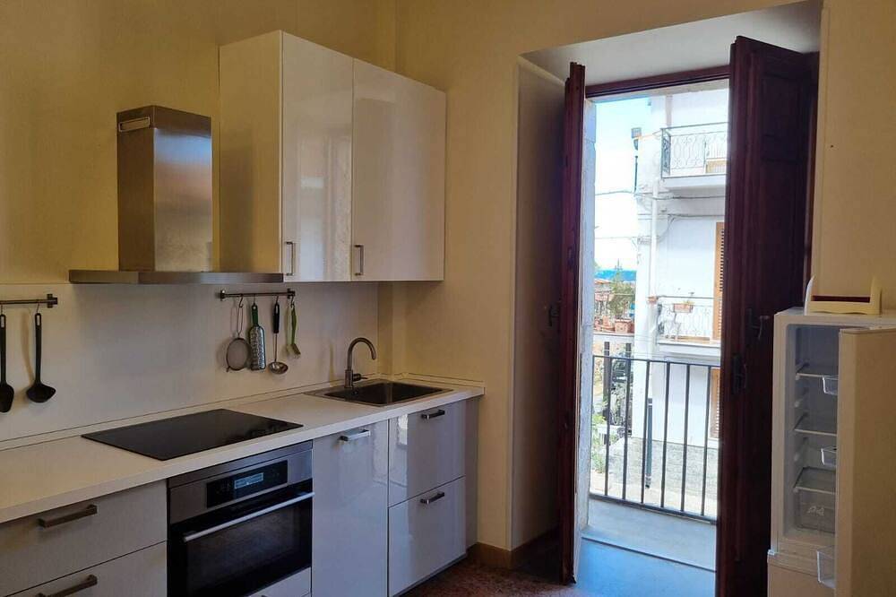 Apartamento entero, Scilla appartamento Marina Grande solo 40 mt dal mare (appartamento Salina) in Scilla, Costa Tirrénica Calabria