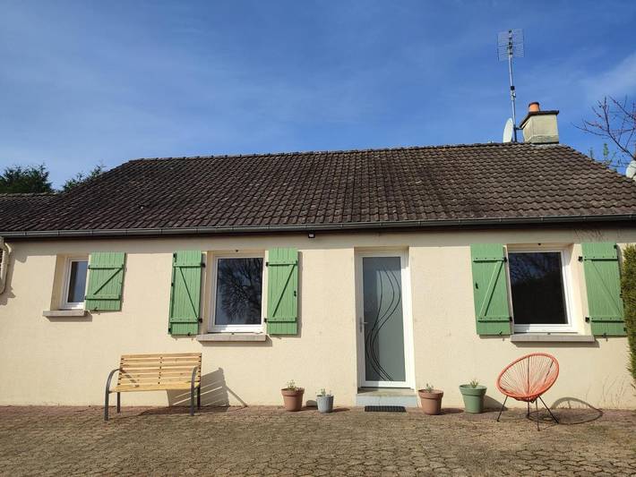 Location de vacances pour 6 personnes, avec jardin et terrasse, animaux acceptés à Brécey
