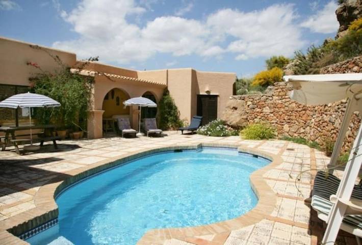 Casa de vacaciones para 6 personas, con Balcón y Terraza además de Piscina y Vistas en Turre