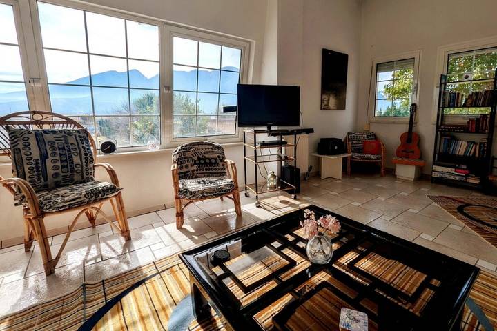 Ferienhaus für 8 Personen, mit Balkon und Garten - 1