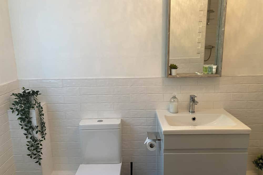 Self Contained Annex has Everything Needed for a Comfortable and Luxurious Stay in Oxfordshire