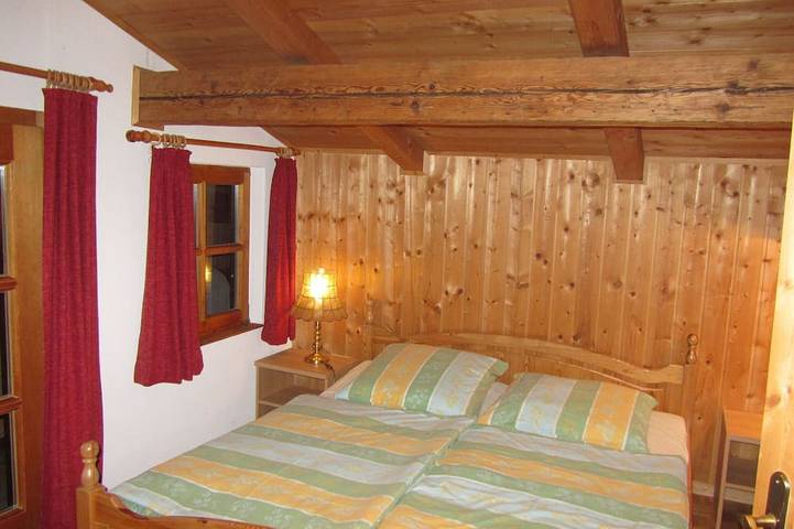 Ferienhaus für 4 Personen, mit Garten und Balkon in Böbrach - 2