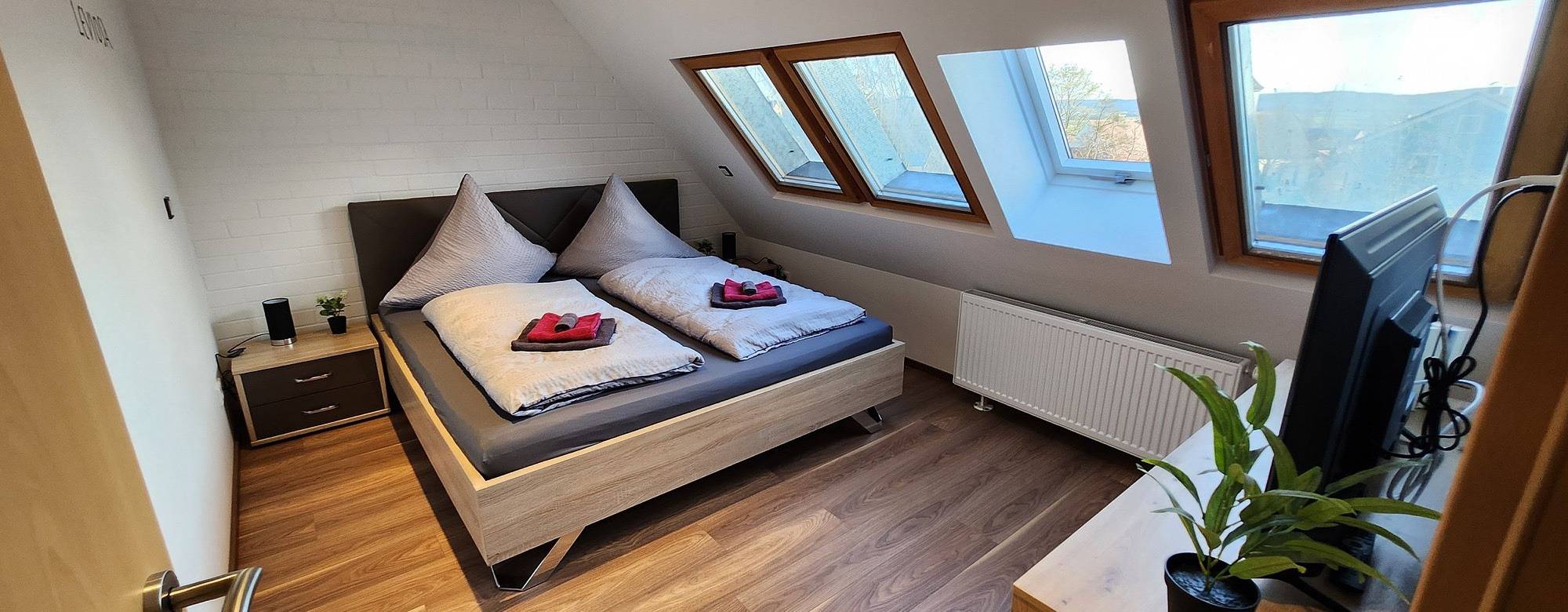 Ferienhaus 'Magisches Wachstein' mit privater Terrasse, privatem Garten und Wlan in Theilenhofen, Altmühltal