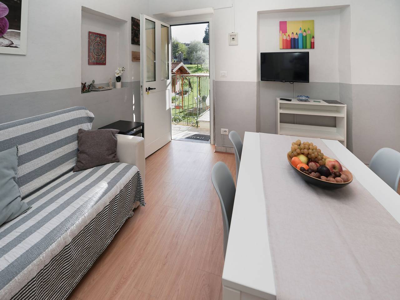 Appartamento intero, Grigio in Germignaga, Lago Maggiore (Lombardia)