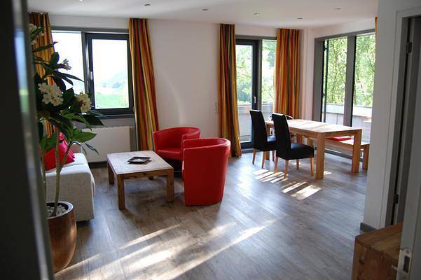 Ganze Ferienwohnung, Modernes Luxusapartment am Hang, neuste Technik, Traumpanorama, Wellnessbereich in Schwendt, Kaiserwinkl