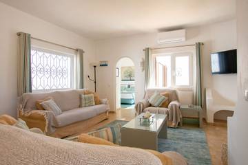 Villa voor 6 Personen in Carvoeiro, Lagoa, Afbeelding 1