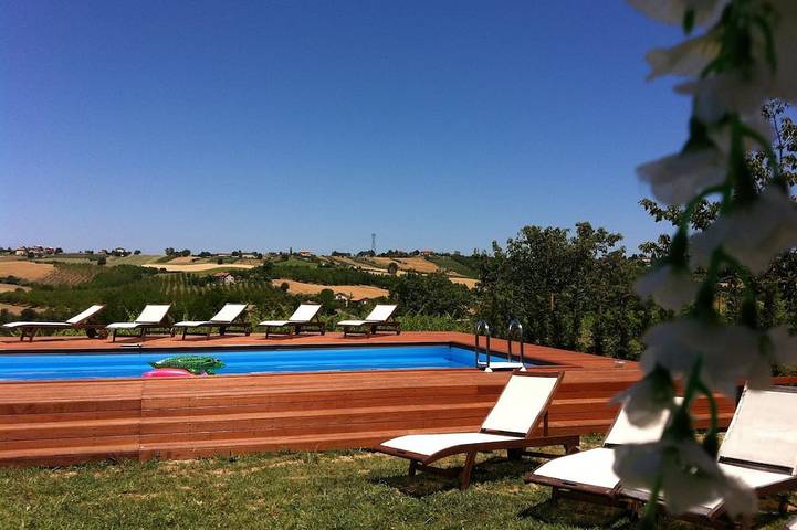 Agriturismo per 4 persone, con giardino e piscina - 1