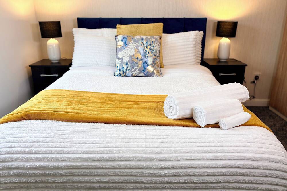 Cosy home, perfect for work contractors and families found in Kettering. in Kettering, Northamptonshire