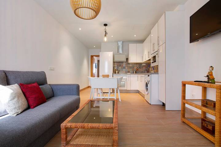 Apartamento inteiro, Casa de férias Falco 3 com Vista Mar, Terraço e Wi-Fi in Puerto de Corralejo, La Oliva