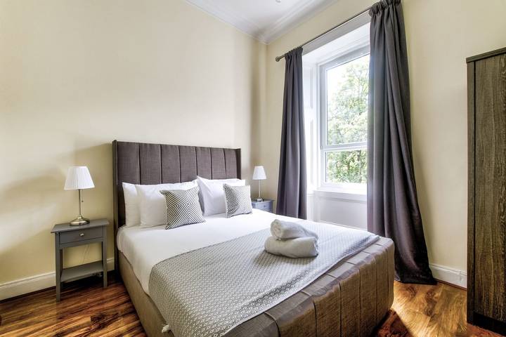 Ganze Wohnung, Stunning 5 bedroom apt, close to city centre, Sec, Hydro and motorway in Glasgow, Greater Glasgow und Clyde Valley
