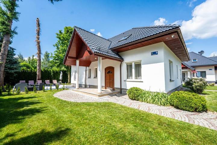 Dom wakacyjny dla 10 osób, z Taras i Ogród oraz Widok w Miłków