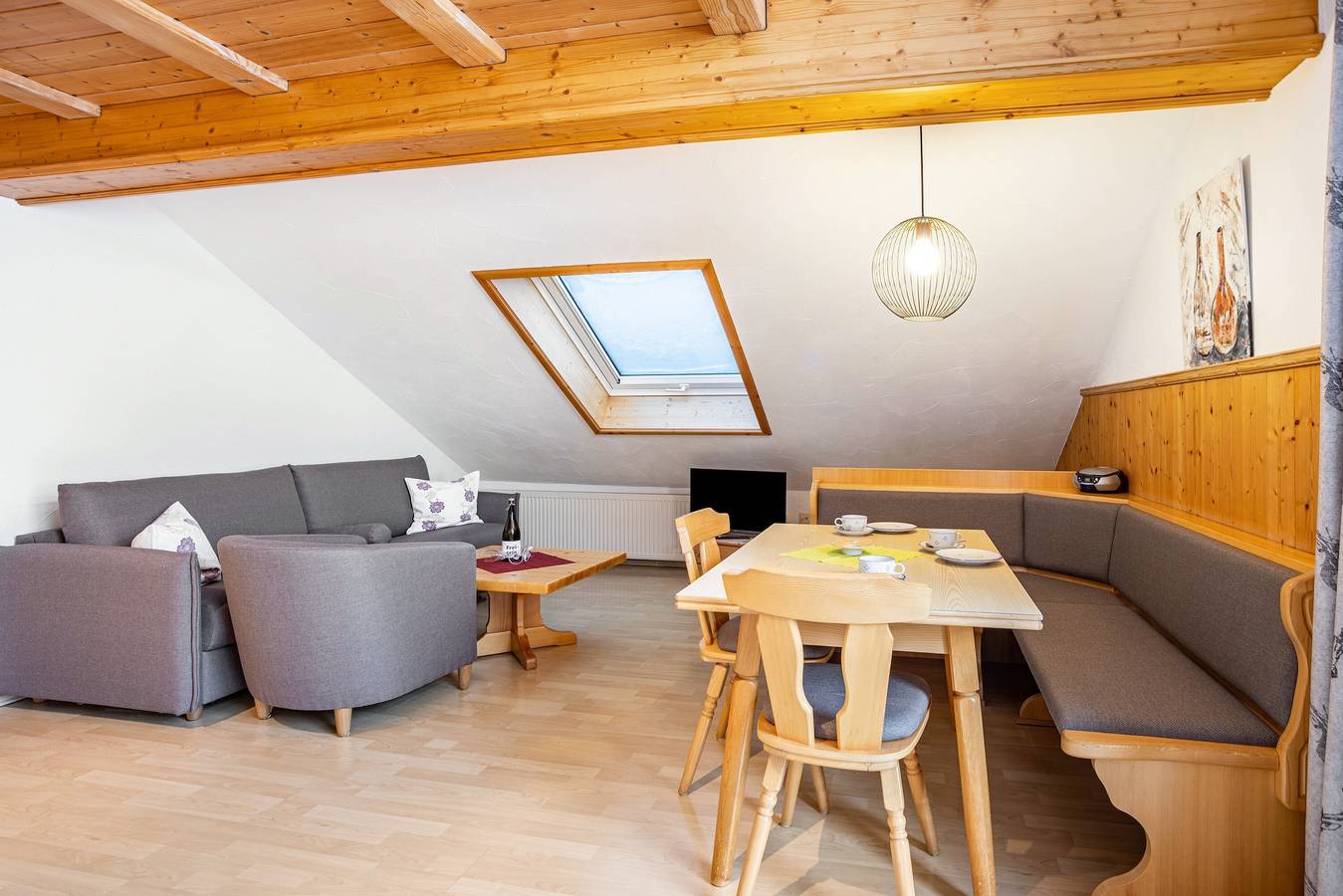 Ganze Wohnung, Ferienwohnung 'Eiche' mit Bergblick, gemeinsamer Terrasse und Wlan in Immenstadt, Bayerisch Schwaben