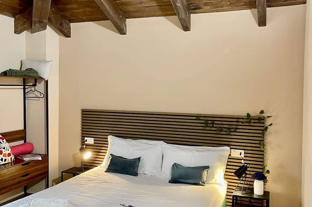 2bedrooms Apartment (5 pax) in Novara, Provincia de Novara