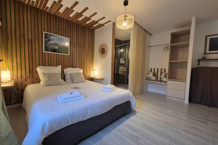 Chambre d’hôte pour 3 personnes à Riols