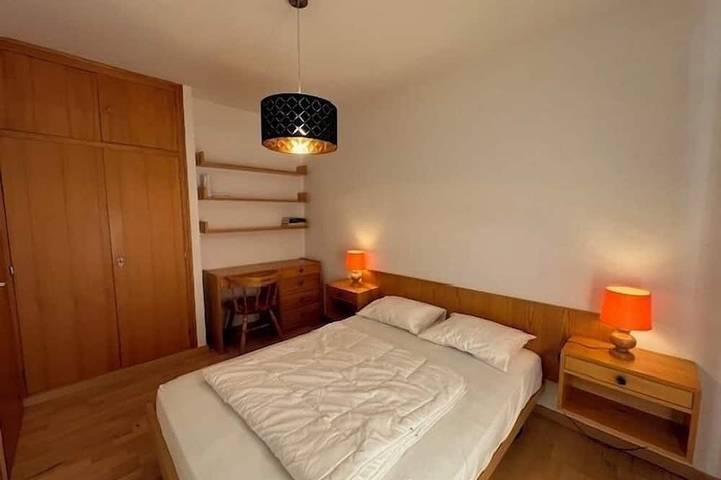 Ganze Wohnung, Wunderschöne Einzimmerwohnung für 2-3 Personen mit Blick nach Süden und atemberaubenden Panoramablic in Saint Luc, Anniviers