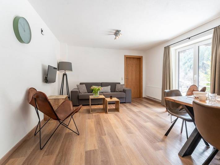 Chalet für 18 Personen, mit Sauna und Terrasse in Saalbach-Hinterglemm-Leogang - 4