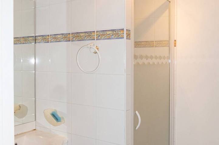 Location de vacances pour 2 personnes, avec Terrasse et Jardin dans Le Diben - 4