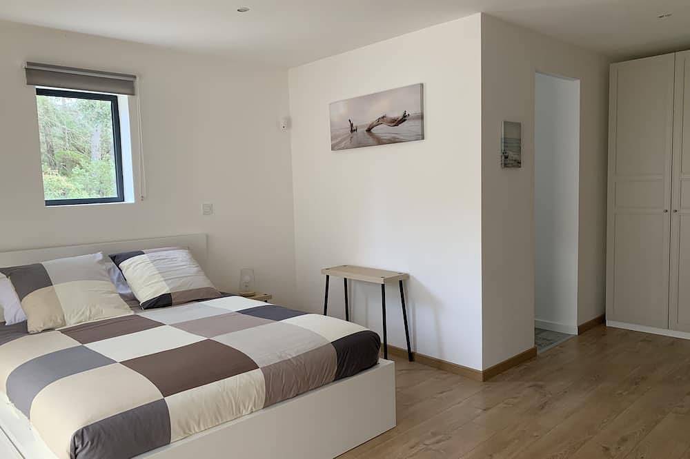Spacious and quiet villa classified 4 * furnished with tourism in Flassans-sur-Issole, Brignoles region