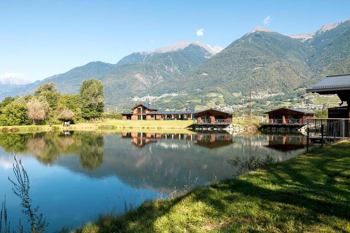 Bungalow für 2 Personen, mit Balkon und Seeblick sowie Ausblick in Norditalien - 2