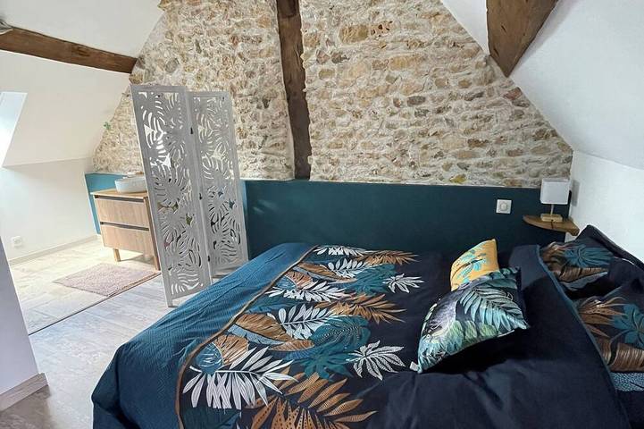 Location de vacances pour 4 personnes, avec terrasse ainsi que piscine et jardin, animaux acceptés à Prissac - 2