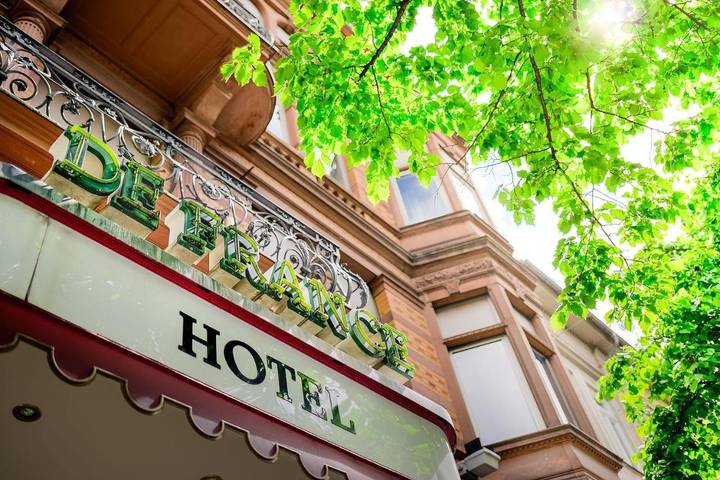 Hotel für 3 Personen, mit Ausblick und Garten in Wiesbaden - 4