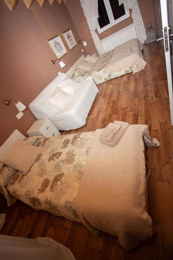 Casa de vacaciones para 16 personas, con jacuzzi además de jardín y piscina en Provincia de Burgos - 2