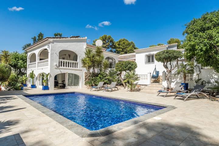 Casa rural para 6 personas, con jardín en Dénia