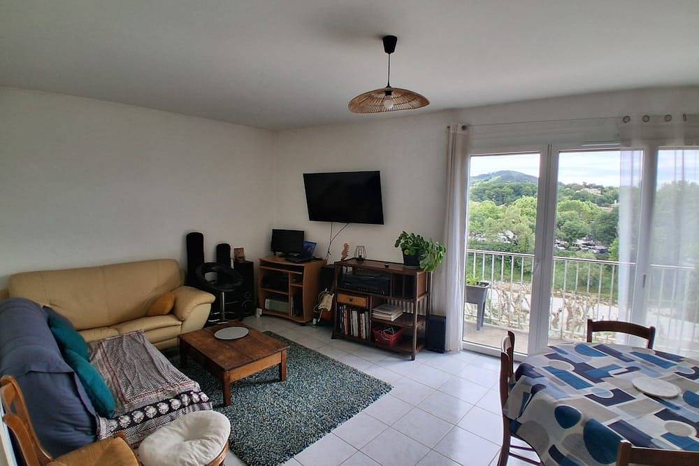 Apartamento entero, Bright apartment in Crest in Crest, Región de Die
