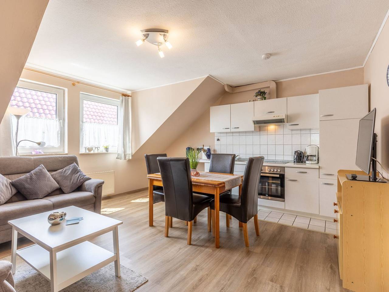 Ganze Ferienwohnung, Ferienwohnung Seeschwalbe - Ferienwohnung Seeschwalbe in Bensersiel, Esens