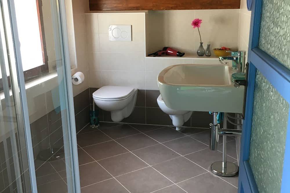 Ganze Wohnung, Ferienwohnung - Lierna in Lierna, Comer See