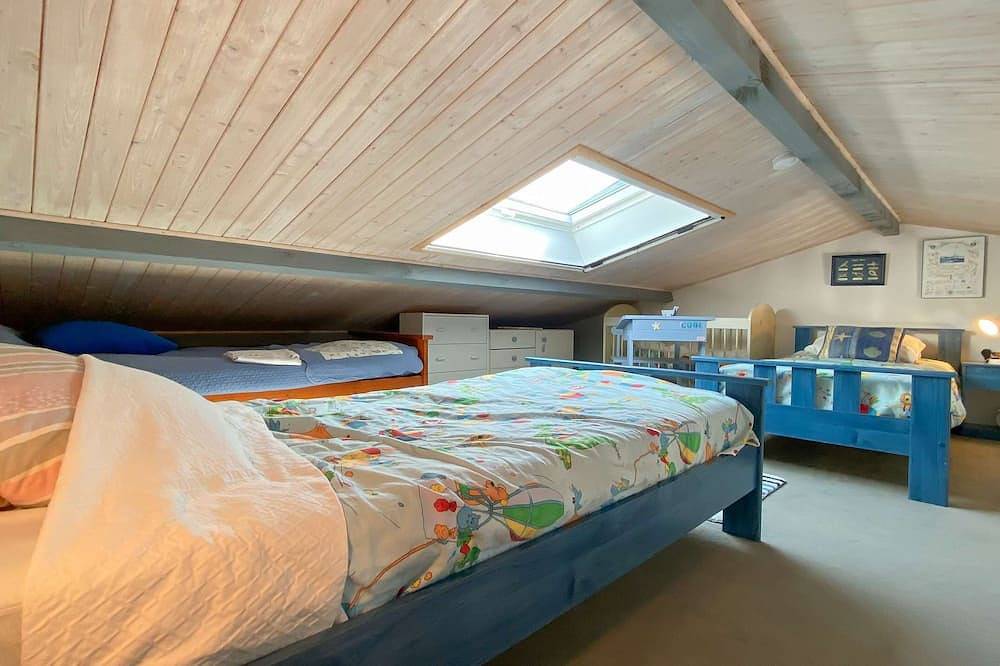 Villa with pool, tennis court, bowling alley in La Couarde-sur-Mer, Ile de Re