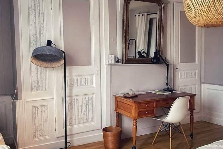 Appartement entier, Grande Lavandières (chambre double, espace à vivre et coin cuisine) in Limoges, Région de Limoges