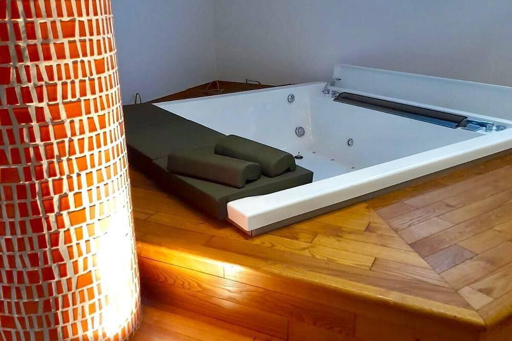 Villa with swimming pool and sauna in Pila, Wallisian Alps