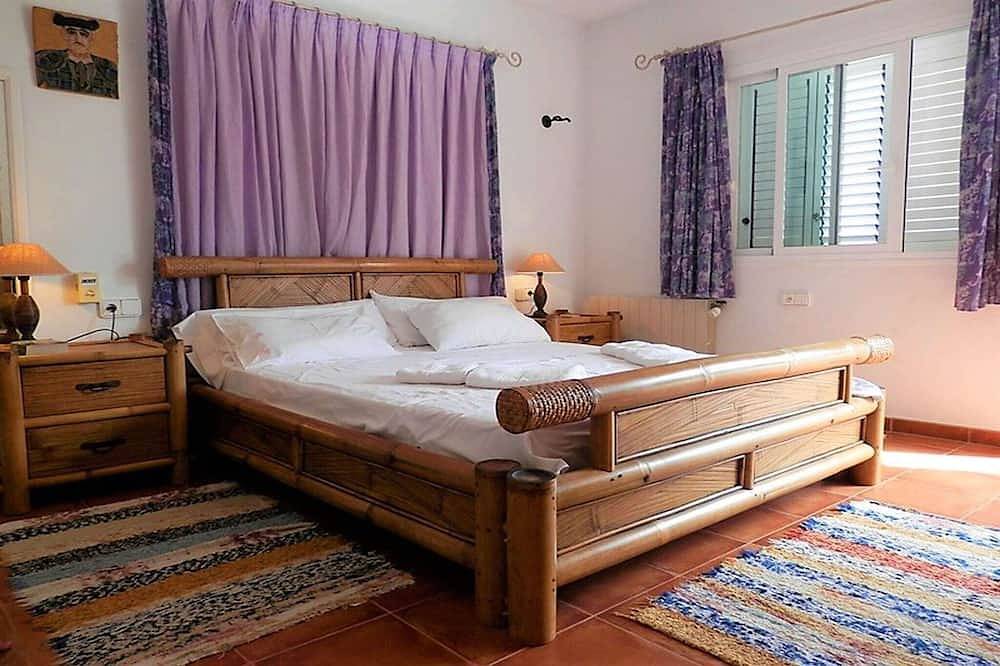 Villa à Ibiza avec Piscine Privée in Santa Eulària des Riu, Côte d’Ibiza