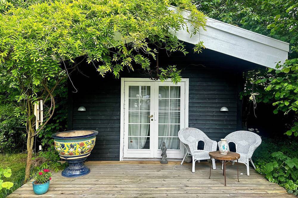 Charming Rågeleje Summer House with Sauna in Rågeleje, Kattegat Küste