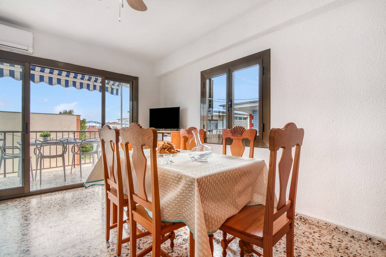 Apartamento Manhattan 2, con Wi-Fi, a 1 minuto de la playa. in Oliva, Costa de Valencia