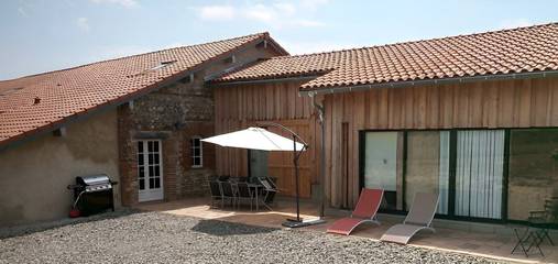 Gîte pour 6 personnes, avec jardin et terrasse à Saverdun