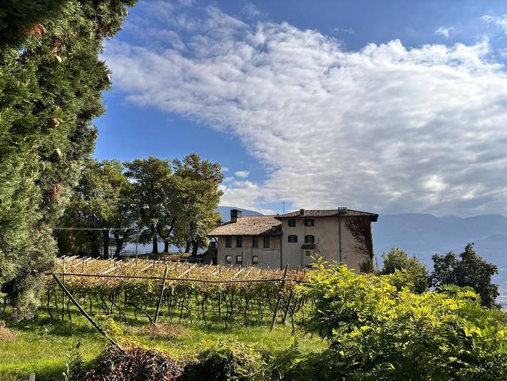 Hotel para 3 personas, con terraza además de vistas y jardín - 1