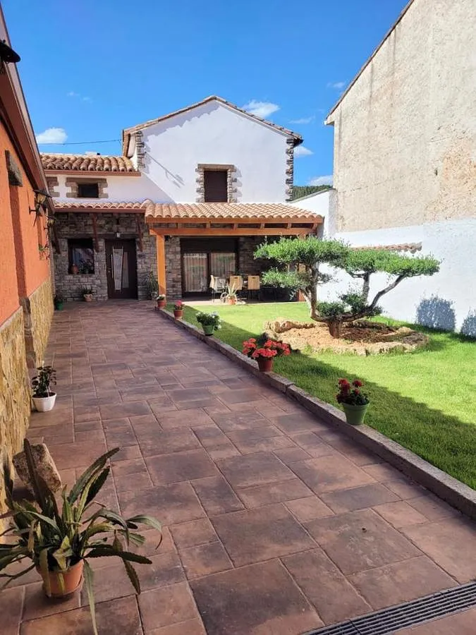 Ferienhaus für 6 Personen, mit Garten und Ausblick sowie Terrasse - 1