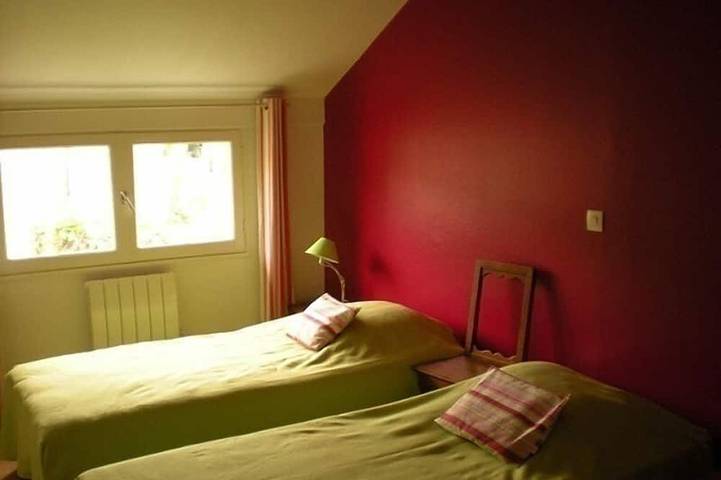 Location de vacances pour 6 personnes, avec jardin à Bonnes - 2