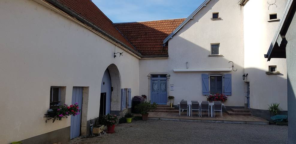 Chambre d’hôte pour 4 personnes, avec Jardin dans Haute-Saône