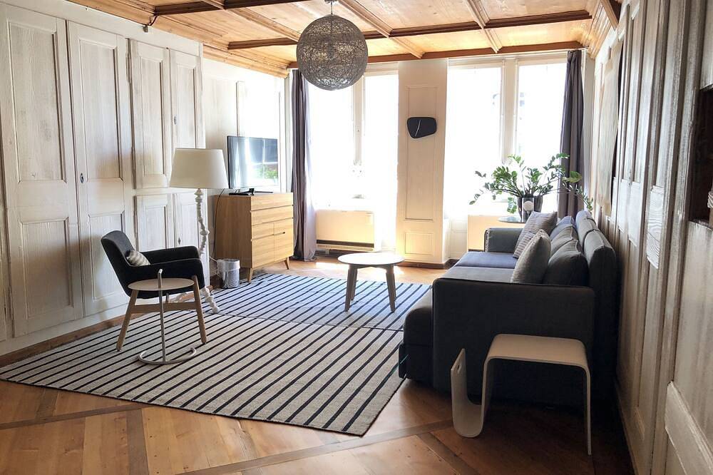 Ganze Wohnung, Mitten in der Altstadt von Bern, nur wenige Schritte von den wichtigsten Sehenswürdigkeiten der Stadt entfernt in Bern, Berner Oberland