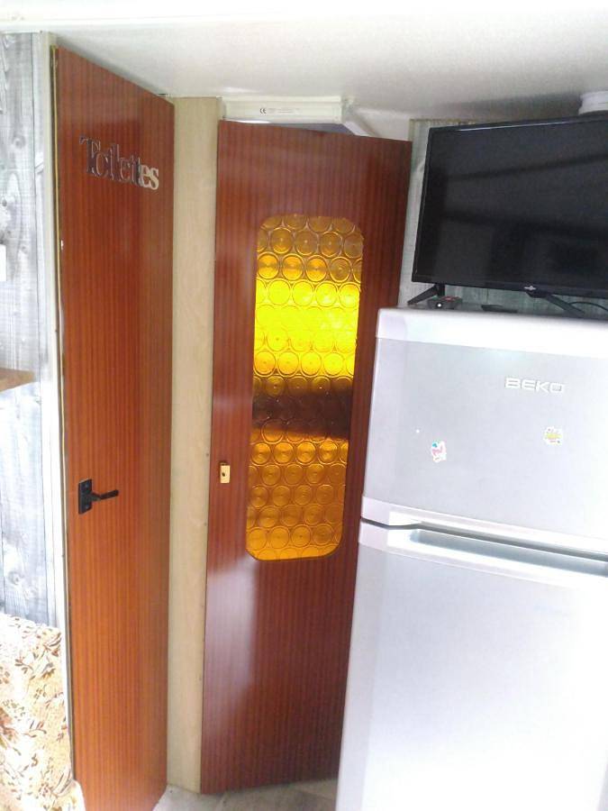 Location de vacances pour 3 personnes, avec jardin et piscine à Chervettes - 4