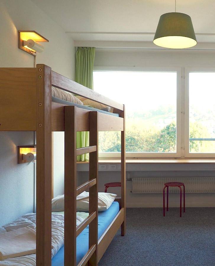 Bed in 8-Bed Mixed Dormitory Room in Bern, Berner Oberland