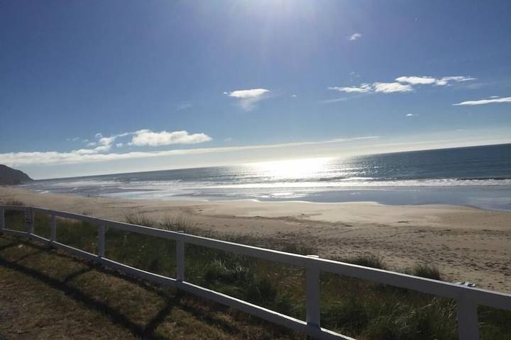 Holiday home for 6 people, with terrace and garden in Gisborne