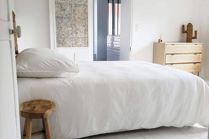 Gîte pour 6 personnes, avec jardin dans Senlisse - 2